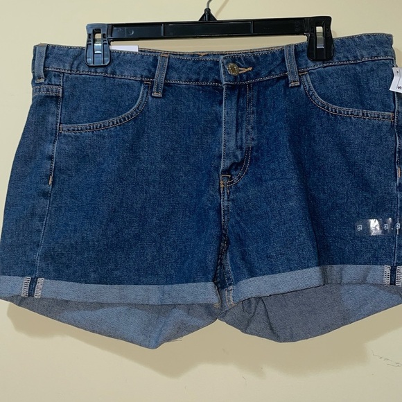 Womens New H&M Regular Waist Taille Standard Shorts - Picture 1 of 5